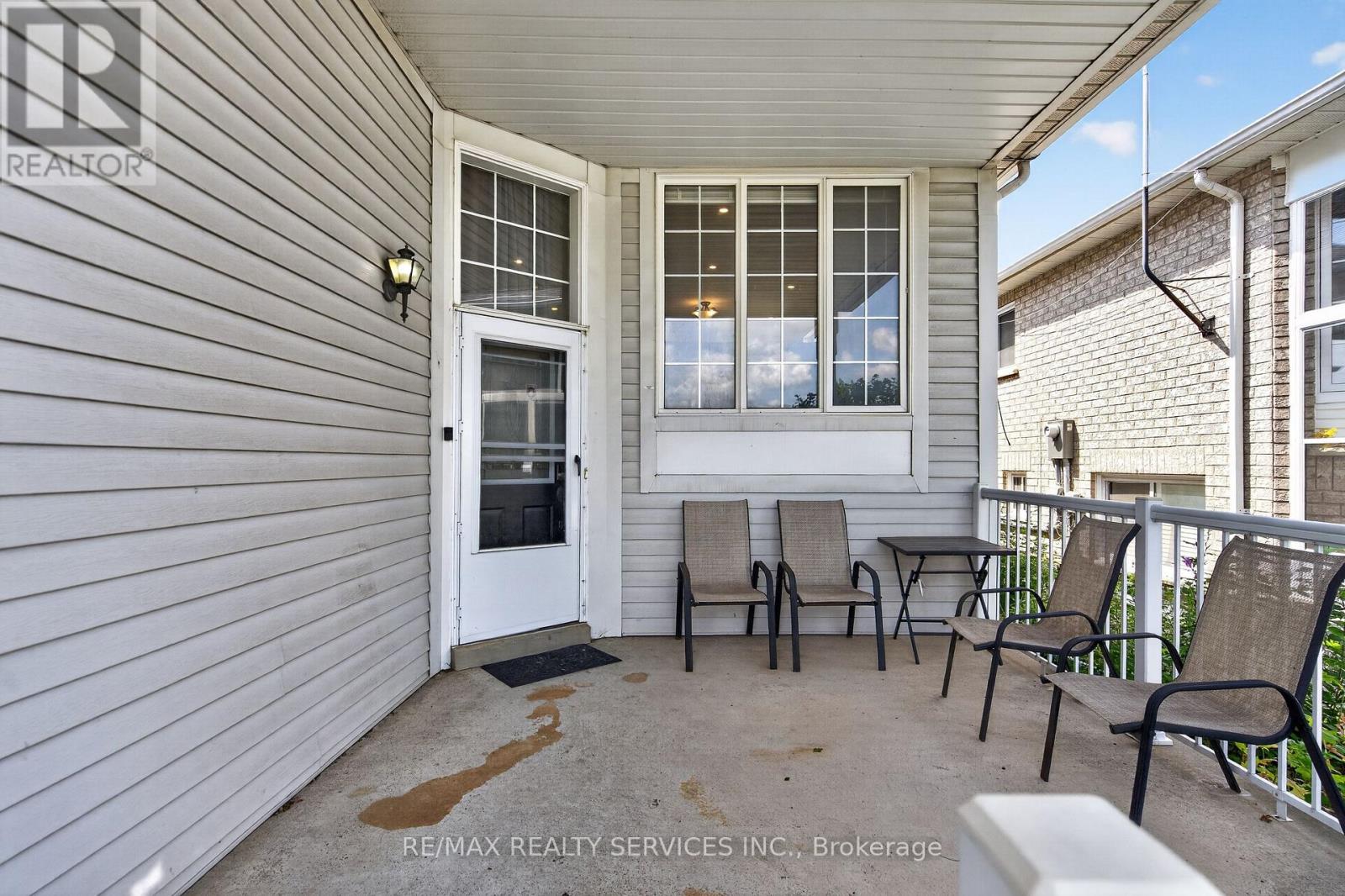62 Fletchers Creek Boulevard, Brampton, Ontario  L6X 4T1 - Photo 6 - W13703700