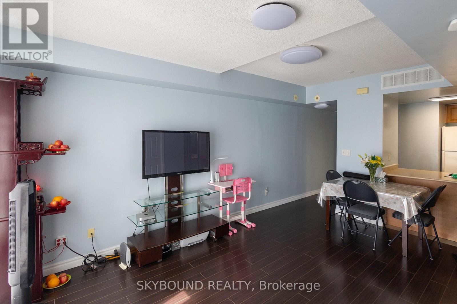 2033 - 3043 Finch Avenue W, Toronto, Ontario  M9M 0A4 - Photo 12 - W13703702