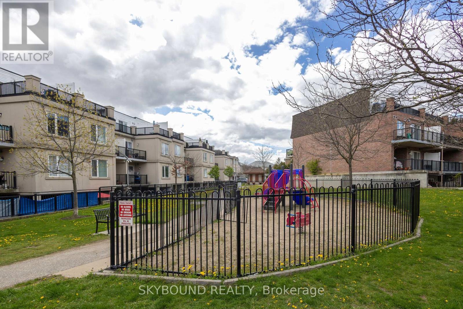 2033 - 3043 Finch Avenue W, Toronto, Ontario  M9M 0A4 - Photo 20 - W13703702
