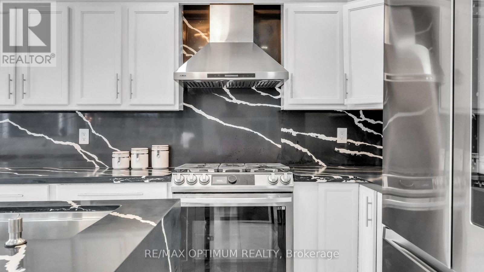 82 Penbridge Circle, Brampton, Ontario  L7A 2R1 - Photo 17 - W13703736