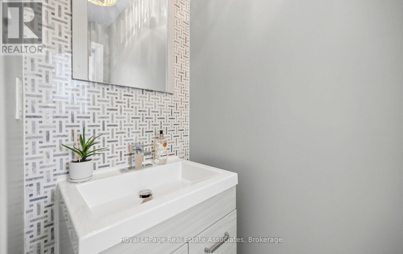 19 - 1485 Torrington Drive, Mississauga, Ontario  L5V 1Y3 - Photo 12 - W13703740