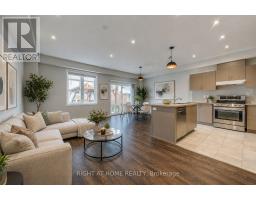 105 SONOMA LANE, Hamilton, Ontario