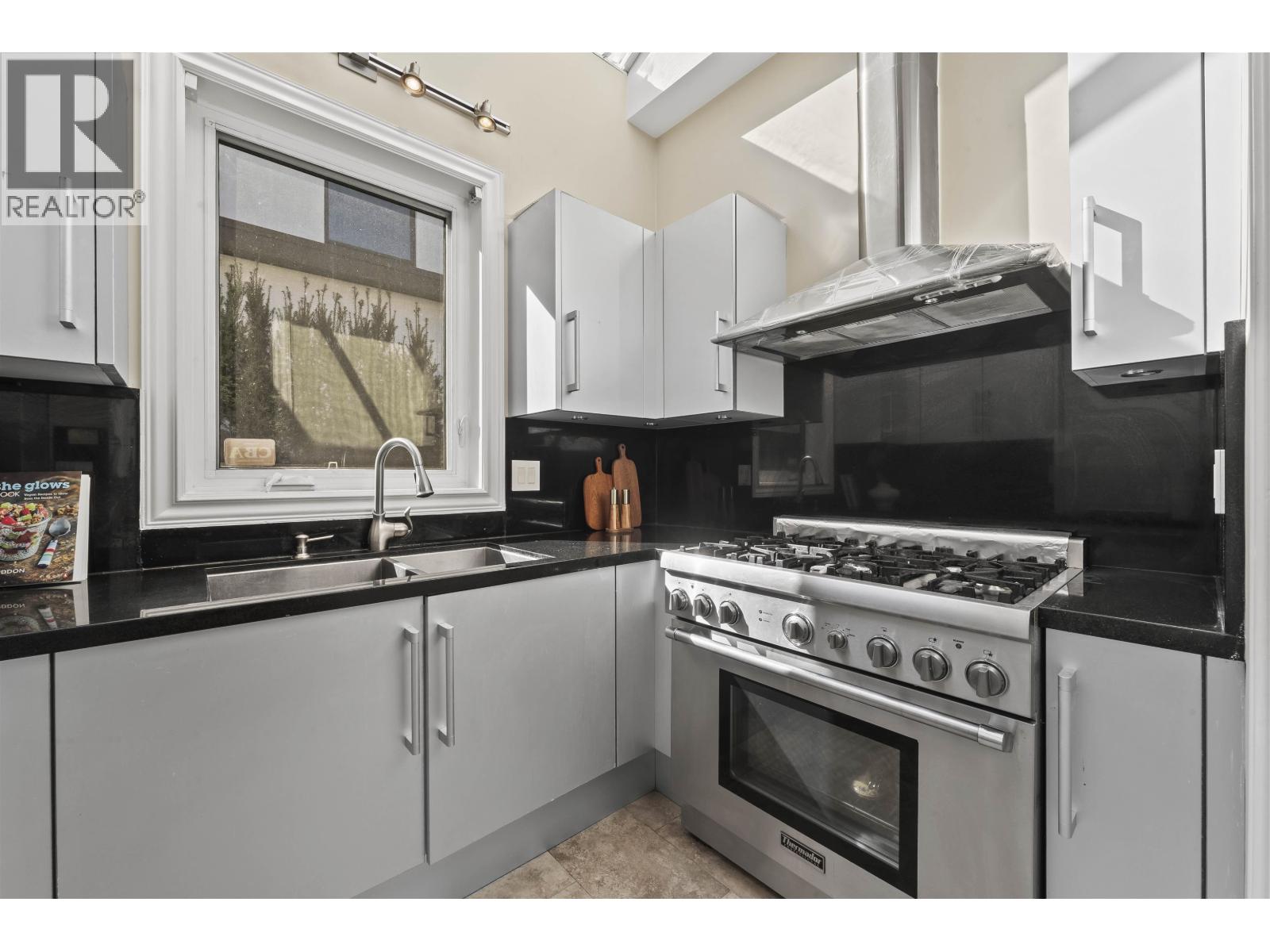 4333 Townley Street, Vancouver, British Columbia  V6L 2G7 - Photo 8 - R3157525