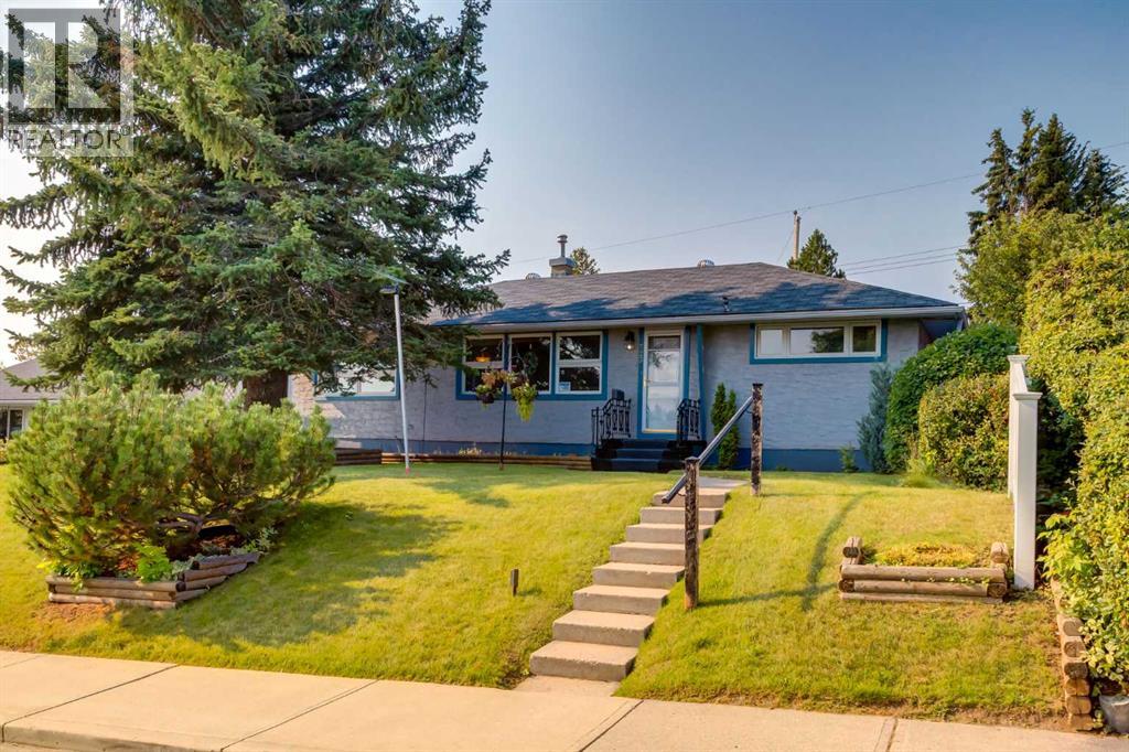 723 Trafford Drive NW, calgary, Alberta