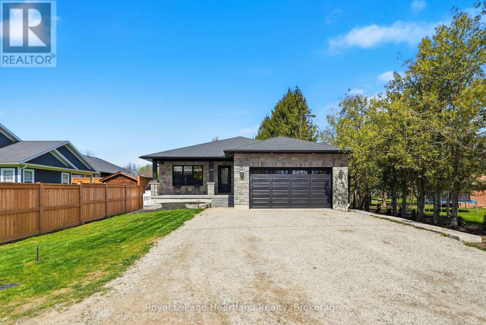 18 Geddes Street W, Minto, Ontario  N0G 1M0 - Photo 5 - X13703626