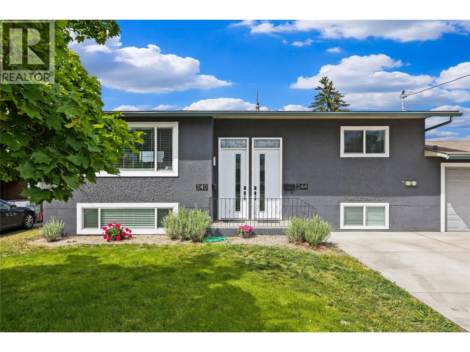 240 Bach Road, Kelowna, British Columbia