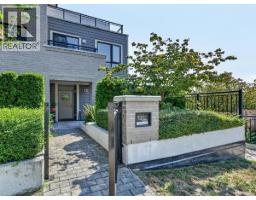 1312 FIFTH AVENUE, New Westminster, British Columbia