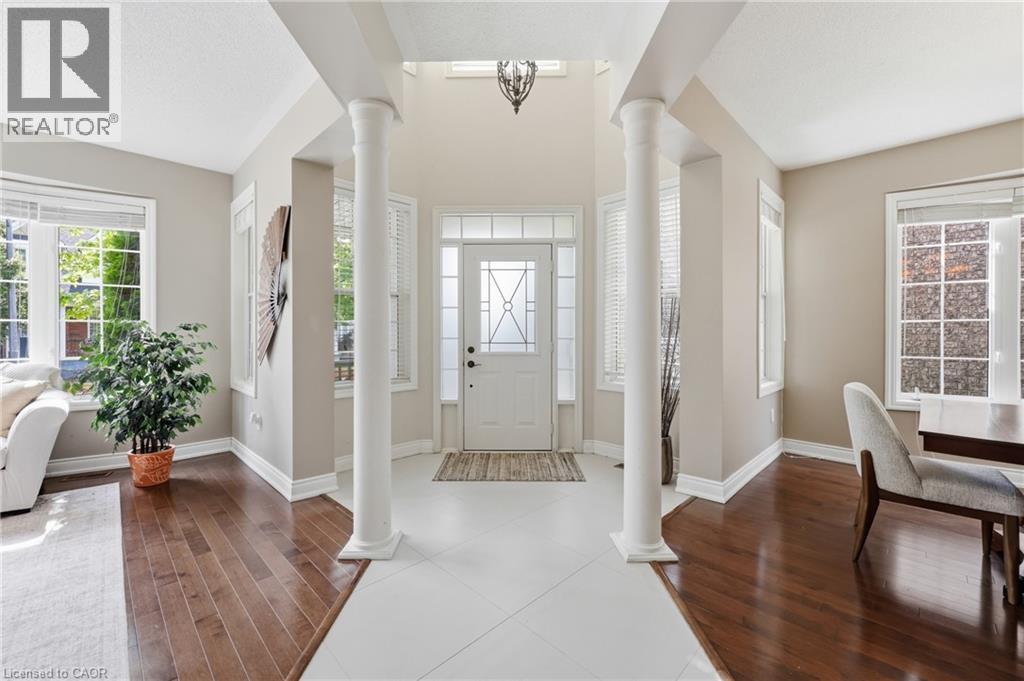 2295 Glazebrook Circle, Oakville, Ontario  L6M 5B5 - Photo 3 - 40857302