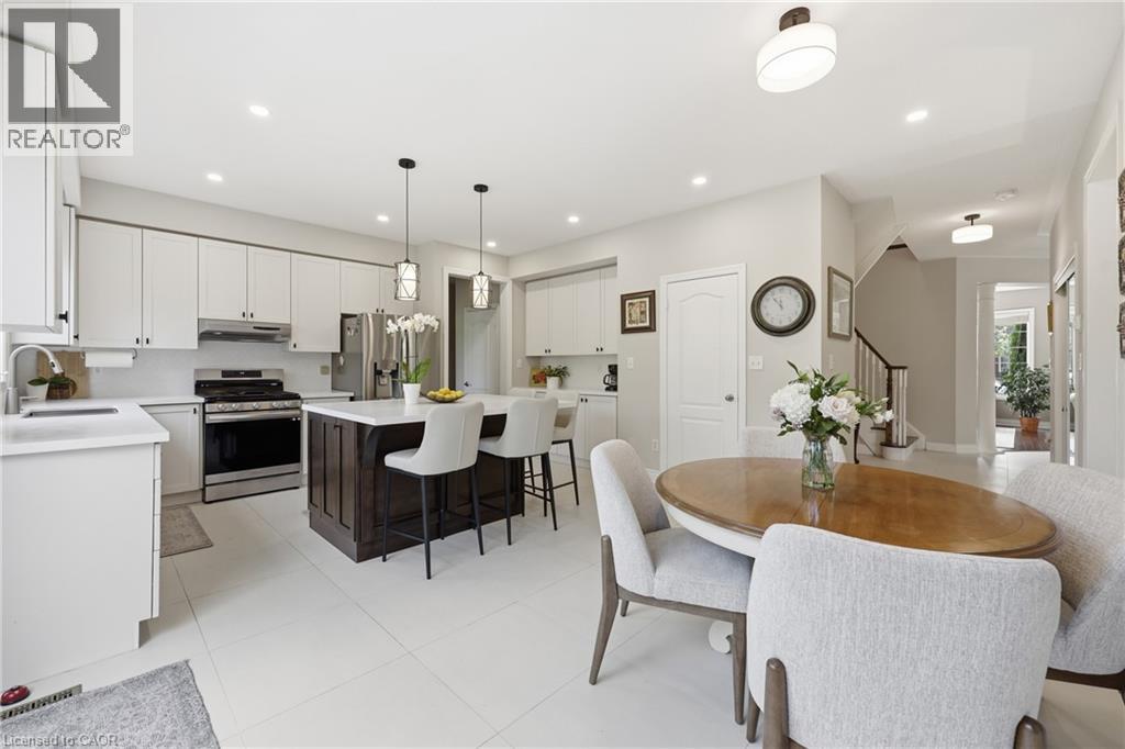 2295 Glazebrook Circle, Oakville, Ontario  L6M 5B5 - Photo 6 - 40857302