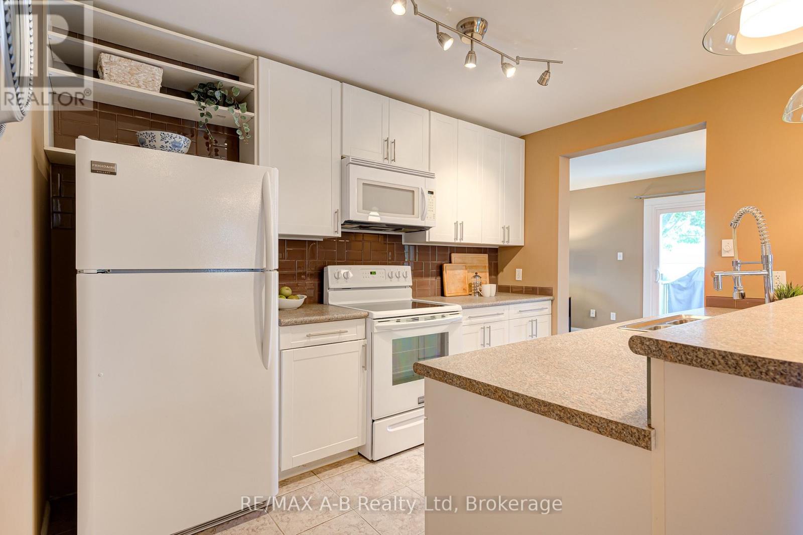 3967 Milton Street, Perth East, Ontario  N0B 2P0 - Photo 10 - X13703784