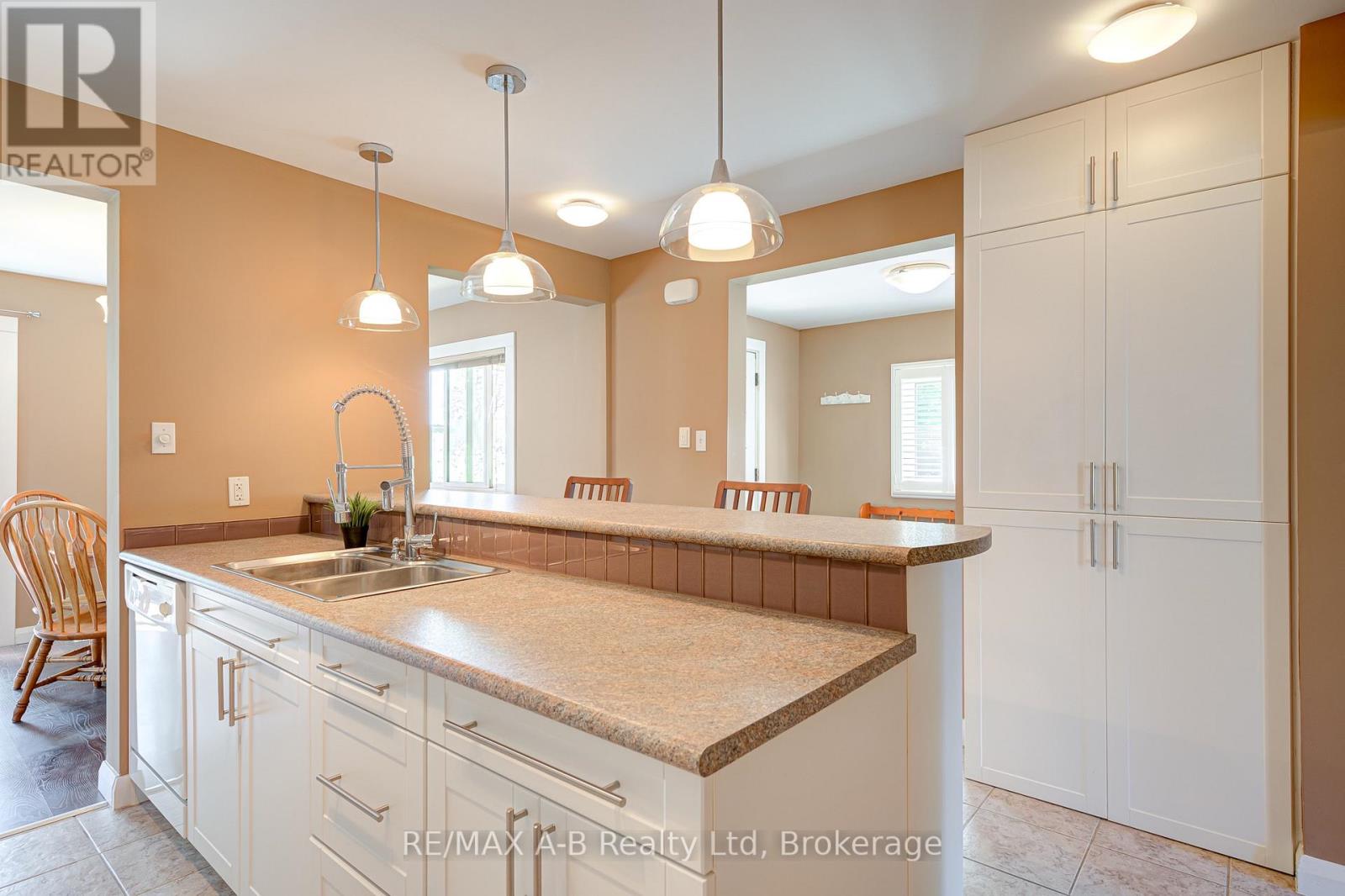 3967 Milton Street, Perth East, Ontario  N0B 2P0 - Photo 11 - X13703784
