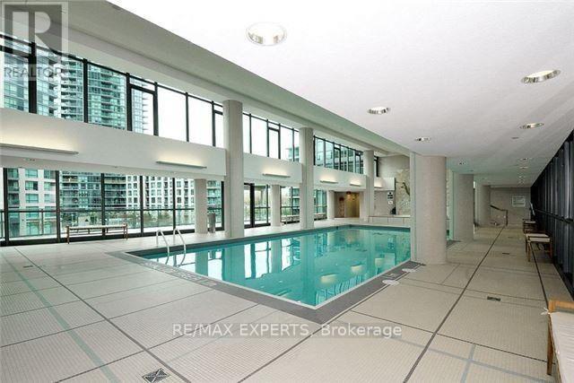 1605 - 215 Fort York Boulevard, Toronto, Ontario  M5V 4A2 - Photo 4 - C13703766