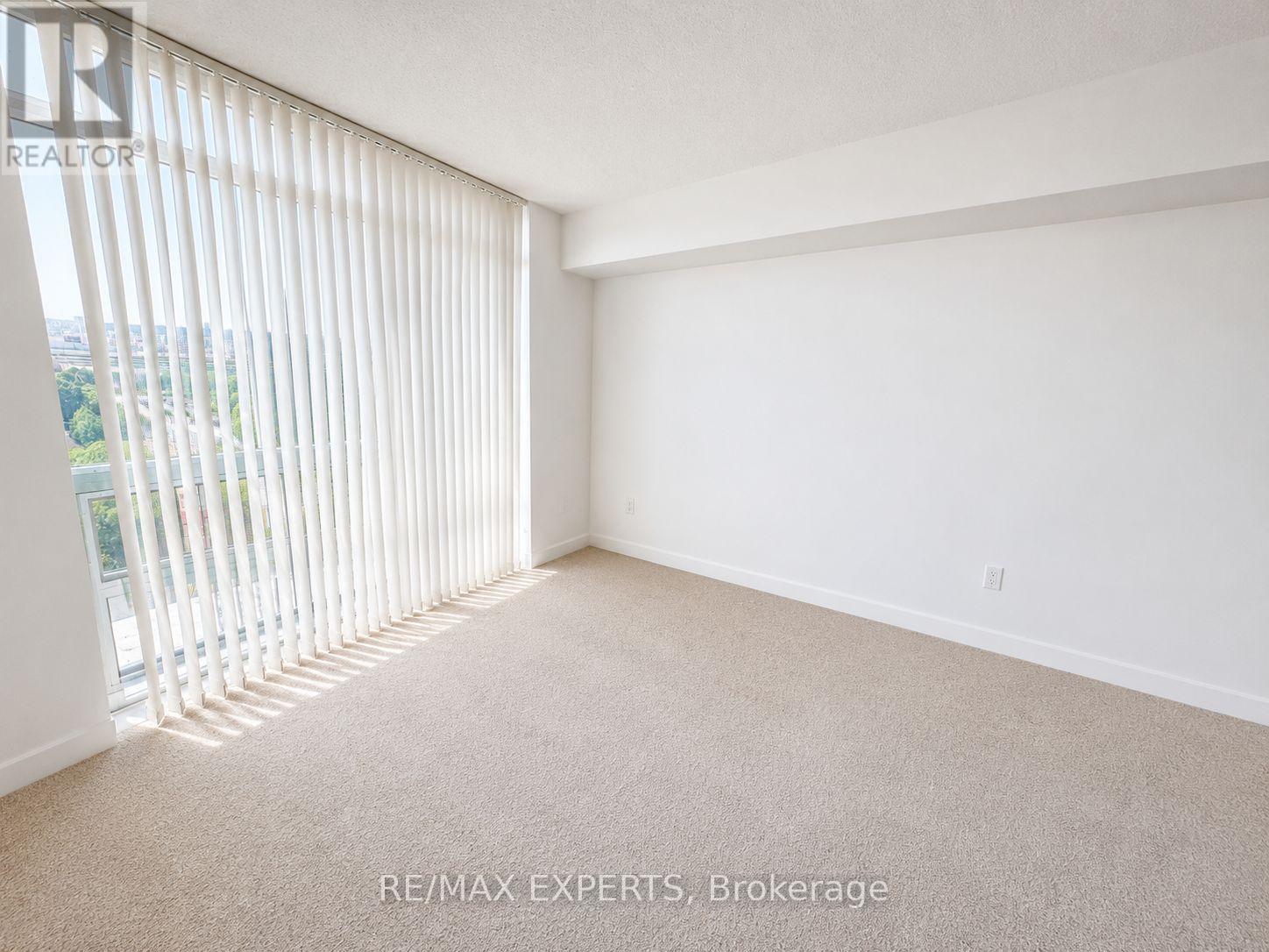 1605 - 215 Fort York Boulevard, Toronto, Ontario  M5V 4A2 - Photo 7 - C13703766