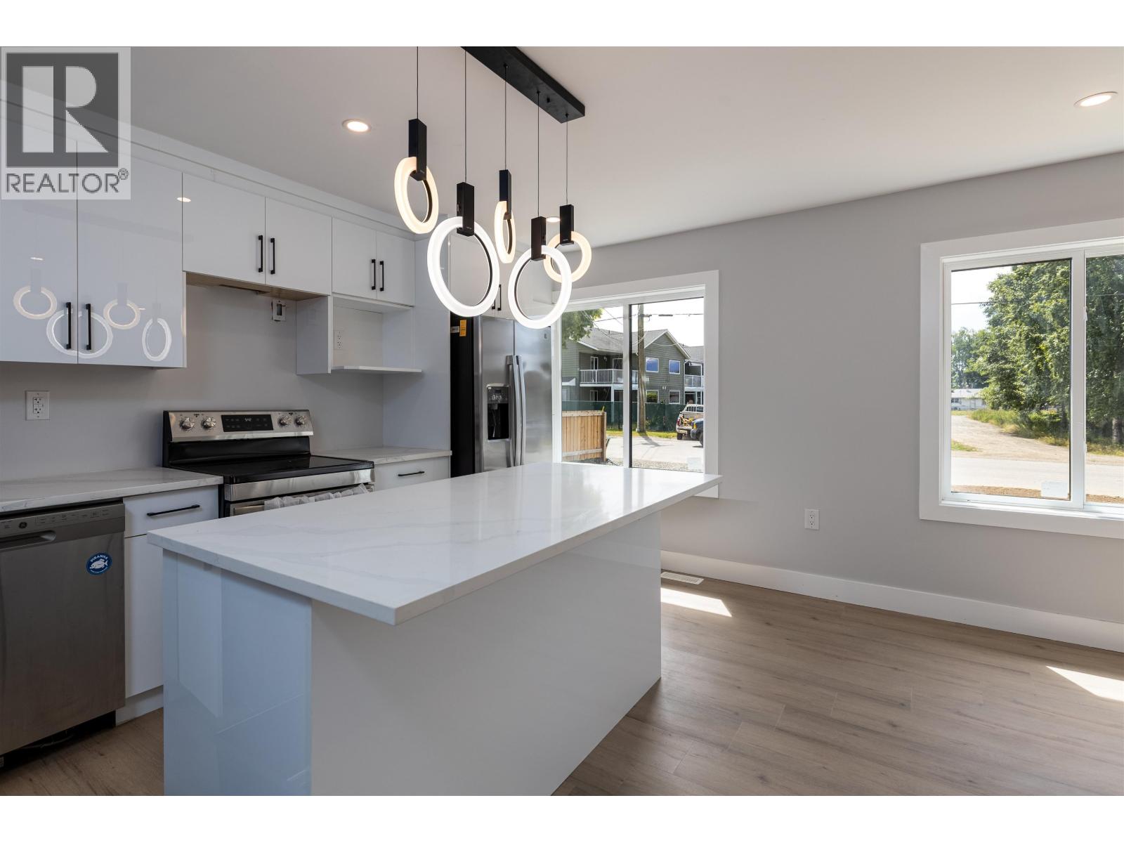 4726 Davis Avenue, Terrace, British Columbia  V8G 1X9 - Photo 8 - R3157921