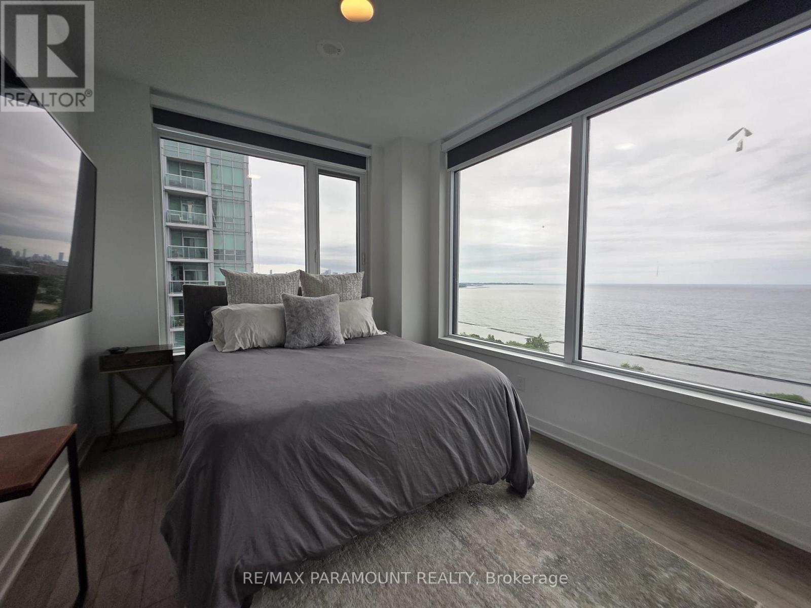 1807 - 1926 Lake Shore Boulevard W, Toronto, Ontario  M6S 1A1 - Photo 10 - W13703776