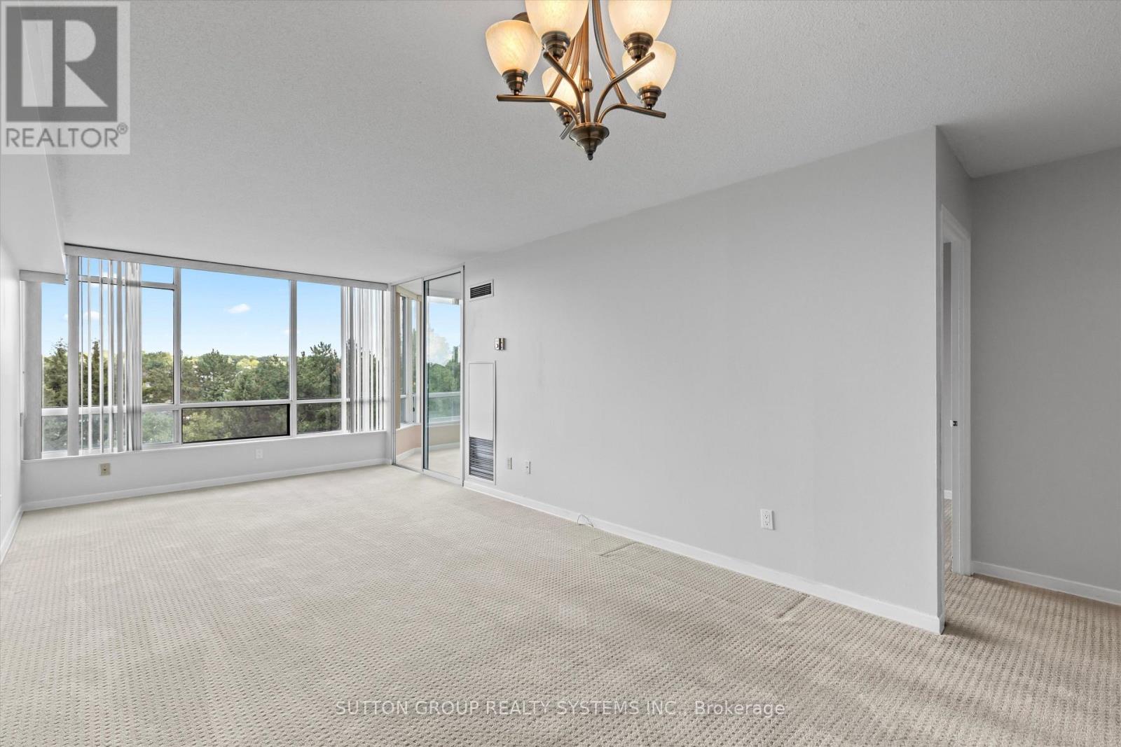 609 - 26 Hanover Road, Brampton, Ontario  L6S 4T2 - Photo 9 - W13697356