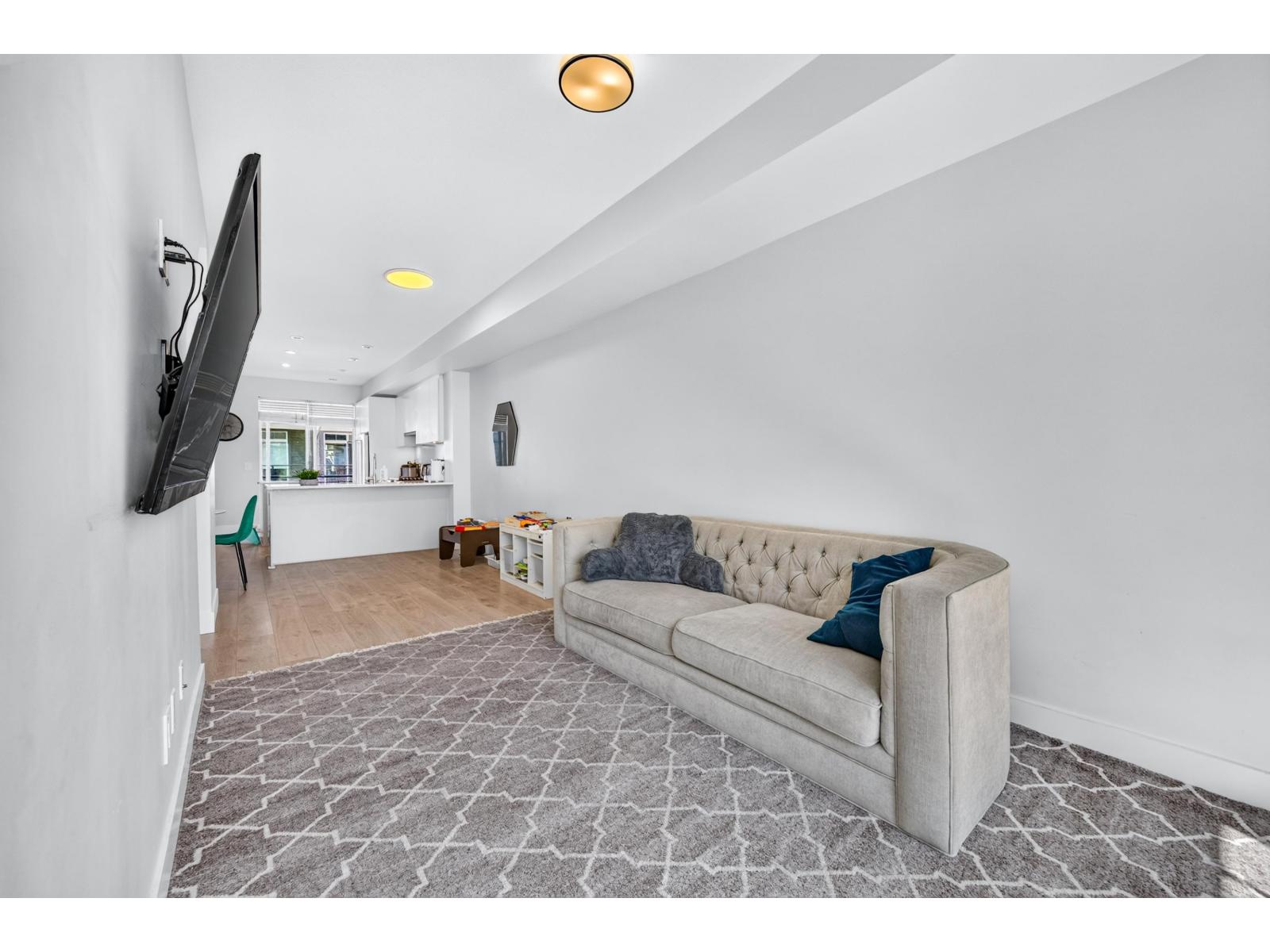 20 2070 Oak Meadows Drive, Surrey, British Columbia  V3Z 1J1 - Photo 8 - R3157989