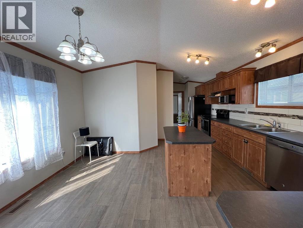 4002 Seasons Boulevard, Coaldale, Alberta  T1M 0C6 - Photo 17 - A2332662