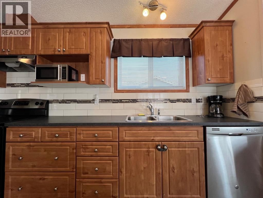 4002 Seasons Boulevard, Coaldale, Alberta  T1M 0C6 - Photo 10 - A2332662