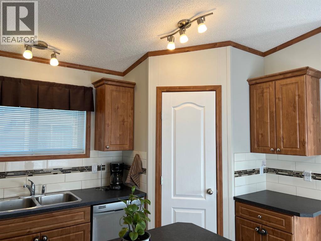 4002 Seasons Boulevard, Coaldale, Alberta  T1M 0C6 - Photo 13 - A2332662