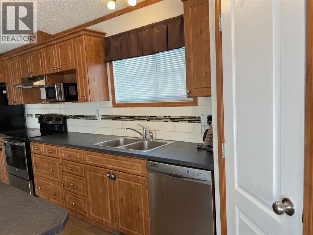 4002 Seasons Boulevard, Coaldale, Alberta  T1M 0C6 - Photo 8 - A2332662