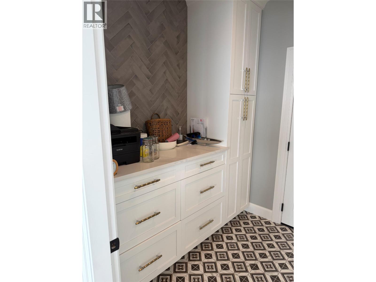 628 Hart Place, Vernon, British Columbia  V1B 4B2 - Photo 44 - 10397517