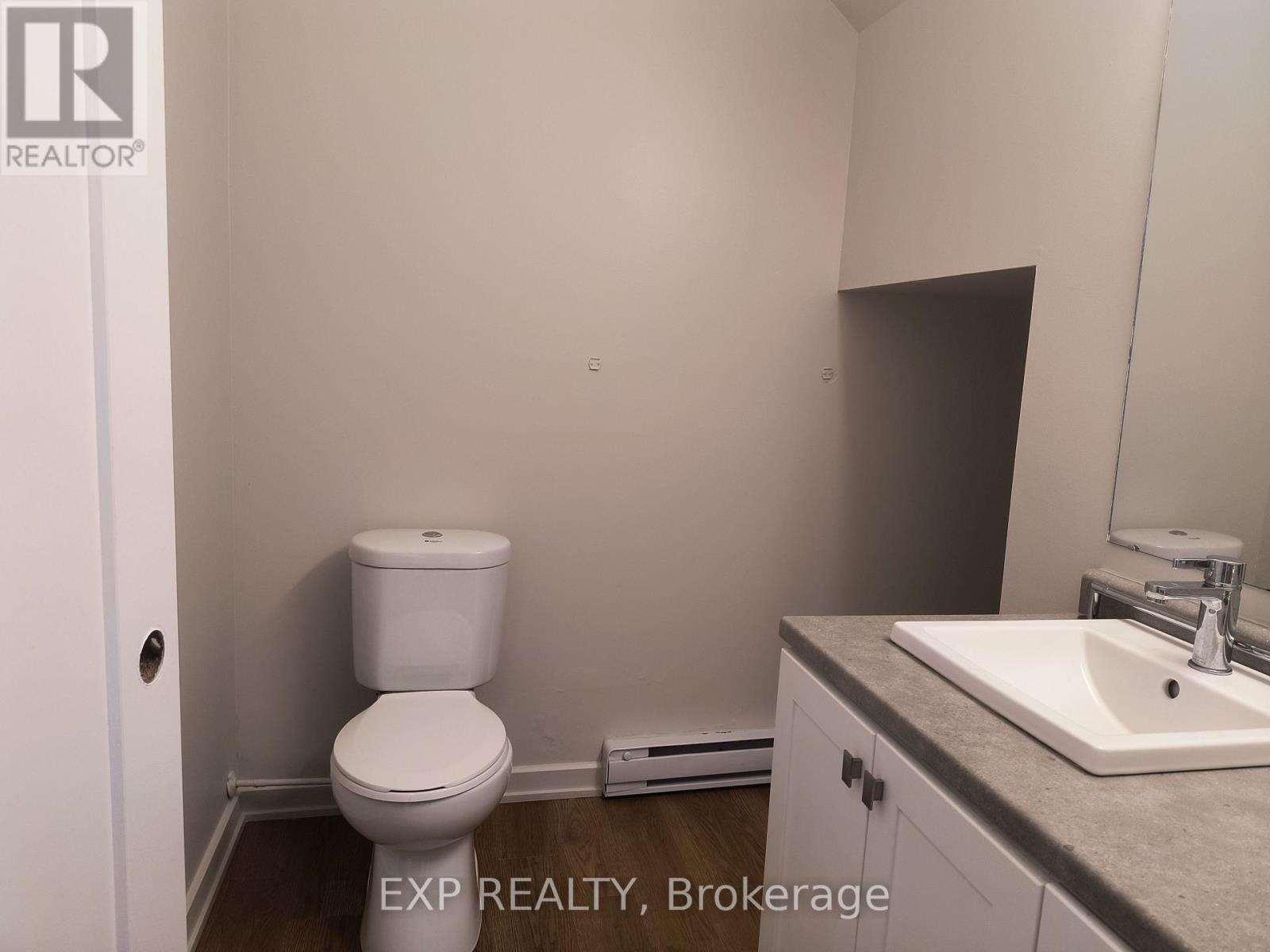 002 - 1310 Richmond Road, Ottawa, Ontario  K2B 8L3 - Photo 13 - X13703826