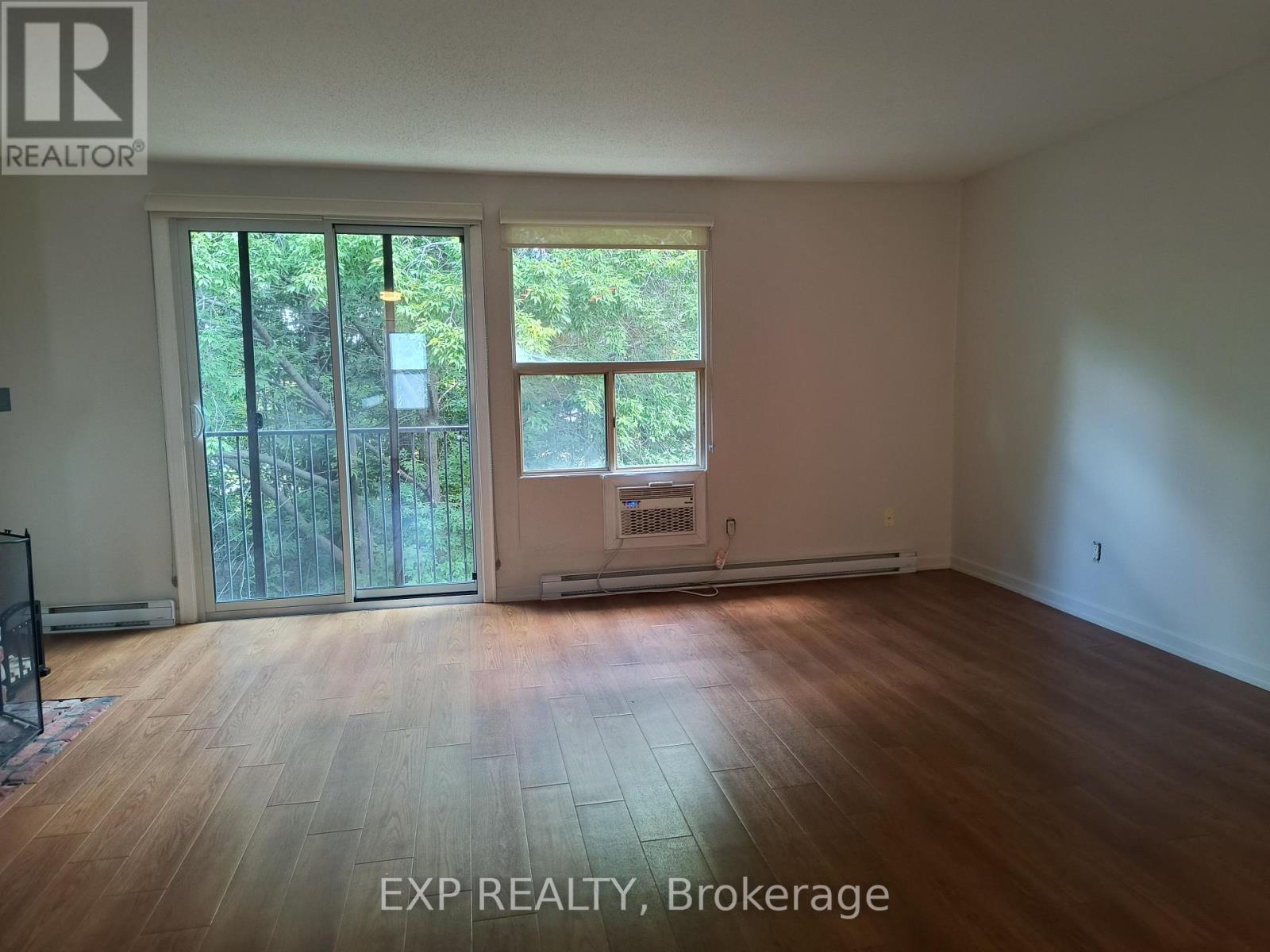 002 - 1310 Richmond Road, Ottawa, Ontario  K2B 8L3 - Photo 5 - X13703826
