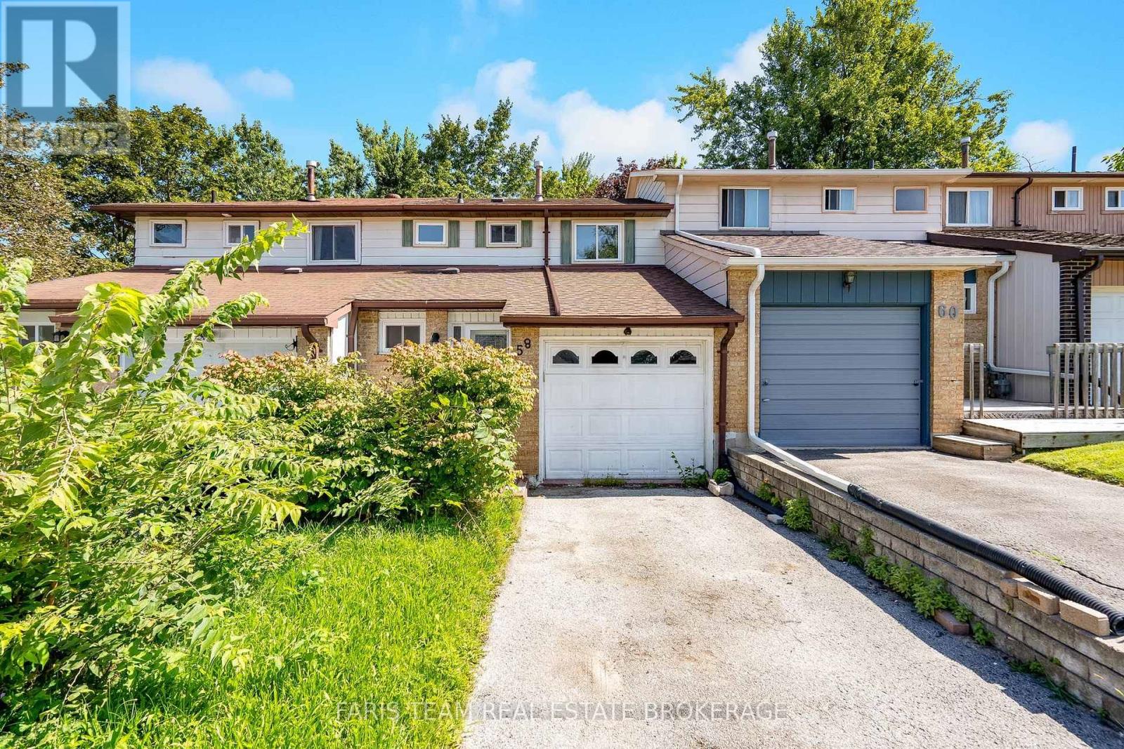 58 CHAUCER CRESCENT, Barrie, Ontario