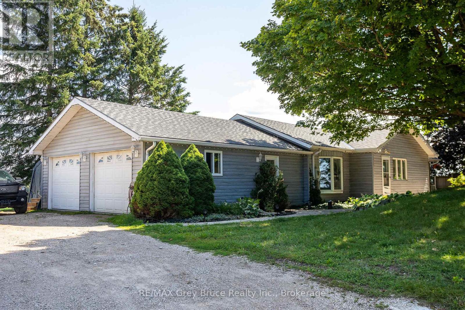 21484 GREY 16 ROAD, Chatsworth, Ontario