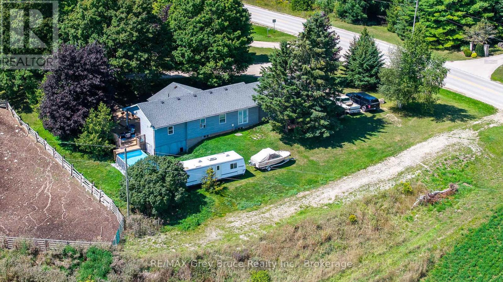 21484 Grey 16 Road, Chatsworth, Ontario N0H 2N0 - Photo 12 - X13703818