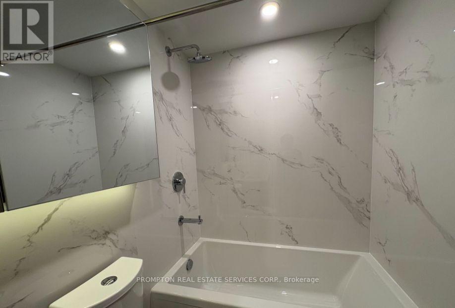 5111 - 1 Concord Cityplace Way, Toronto, Ontario  M5V 0X3 - Photo 5 - C13703794
