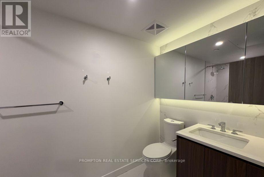 5111 - 1 Concord Cityplace Way, Toronto, Ontario  M5V 0X3 - Photo 7 - C13703794