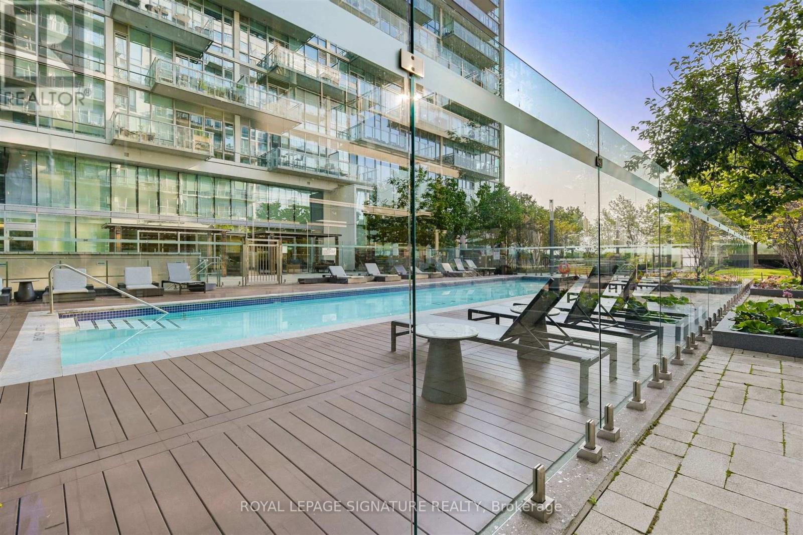 424 - 29 Queens Quay E, Toronto, Ontario  M5E 0A4 - Photo 14 - C13703852
