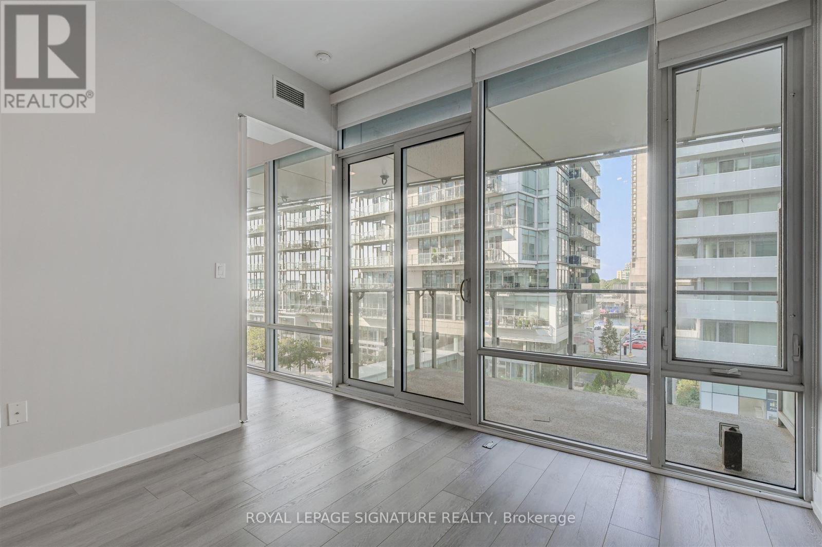 424 - 29 Queens Quay E, Toronto, Ontario  M5E 0A4 - Photo 8 - C13703852