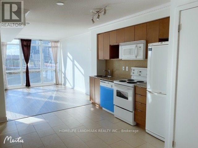 701 - 15 Fort York Boulevard, Toronto, Ontario M5V 3Y4 - Photo 3 - C13703856