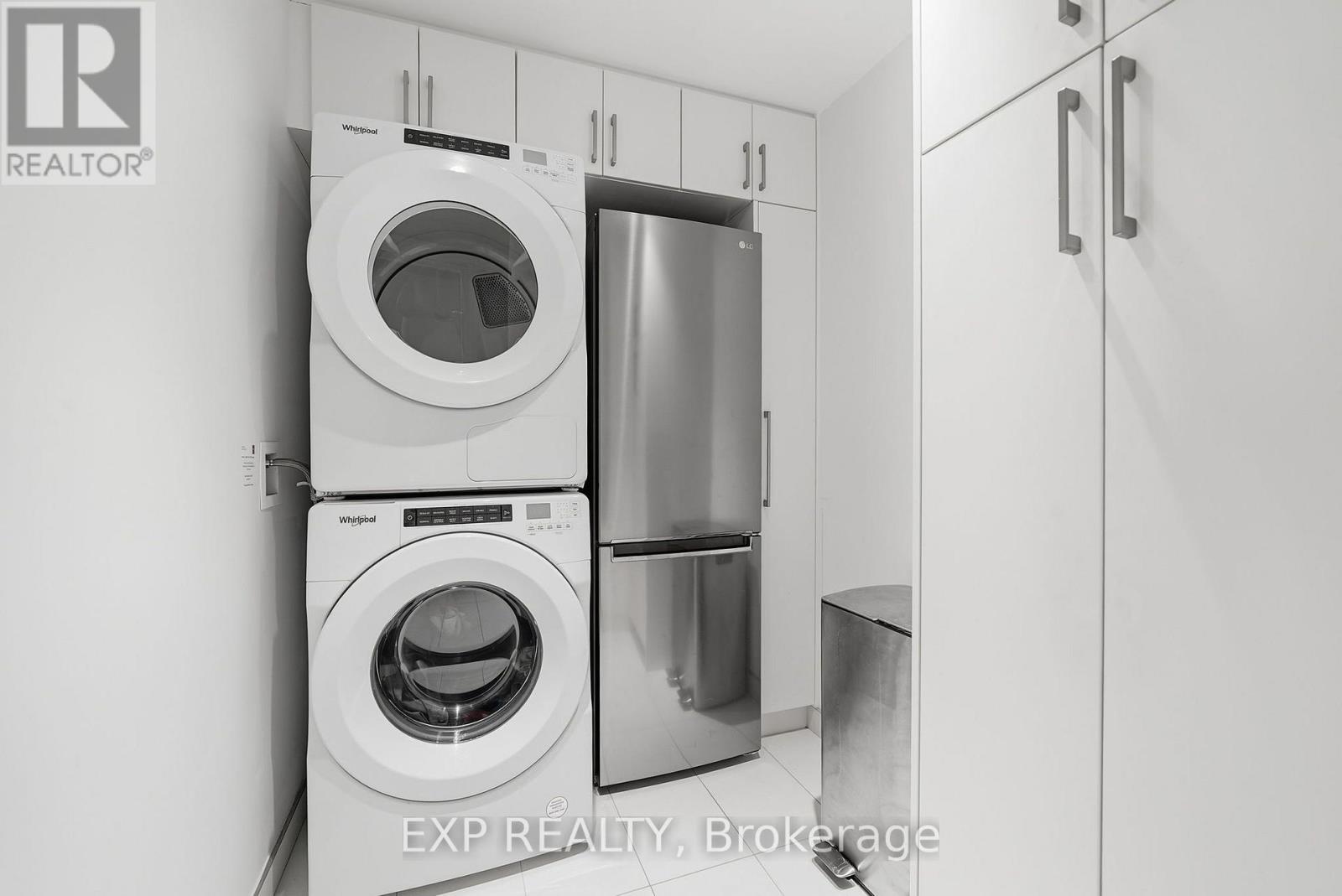 2301 - 30 Inn On The Park Drive, Toronto, Ontario  M3C 0P7 - Photo 19 - C13703864