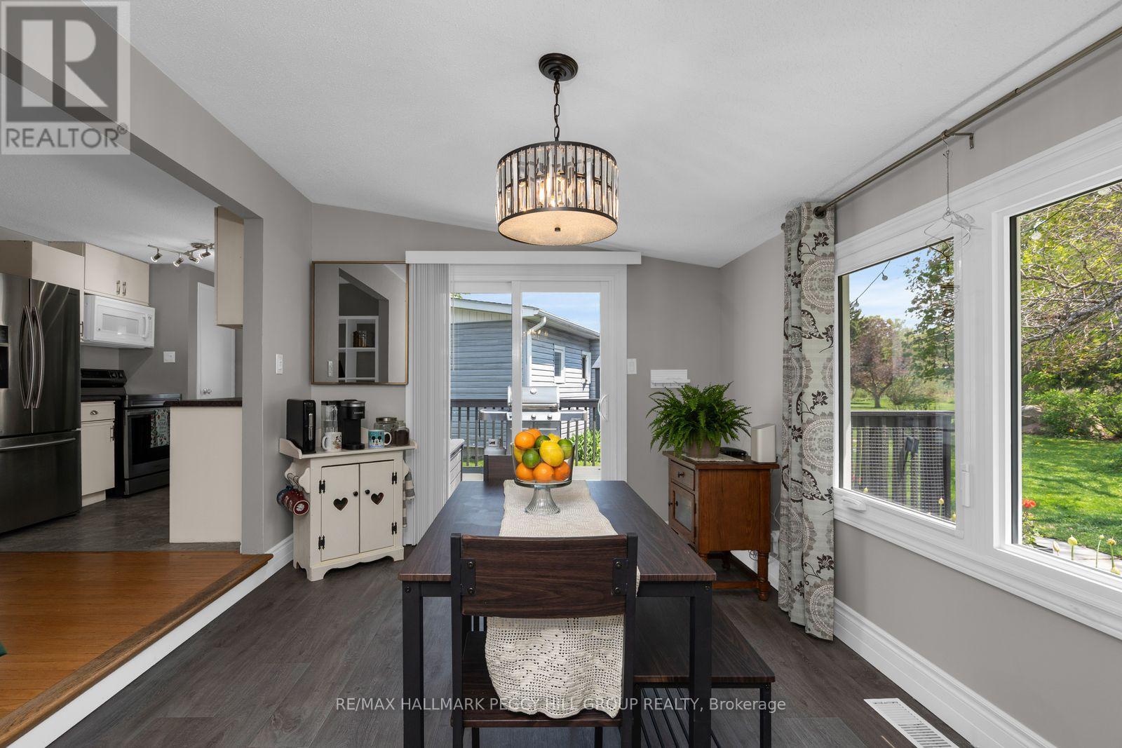 53 Corner Brook Trail, Innisfil, Ontario  L9S 1N6 - Photo 6 - N13703800