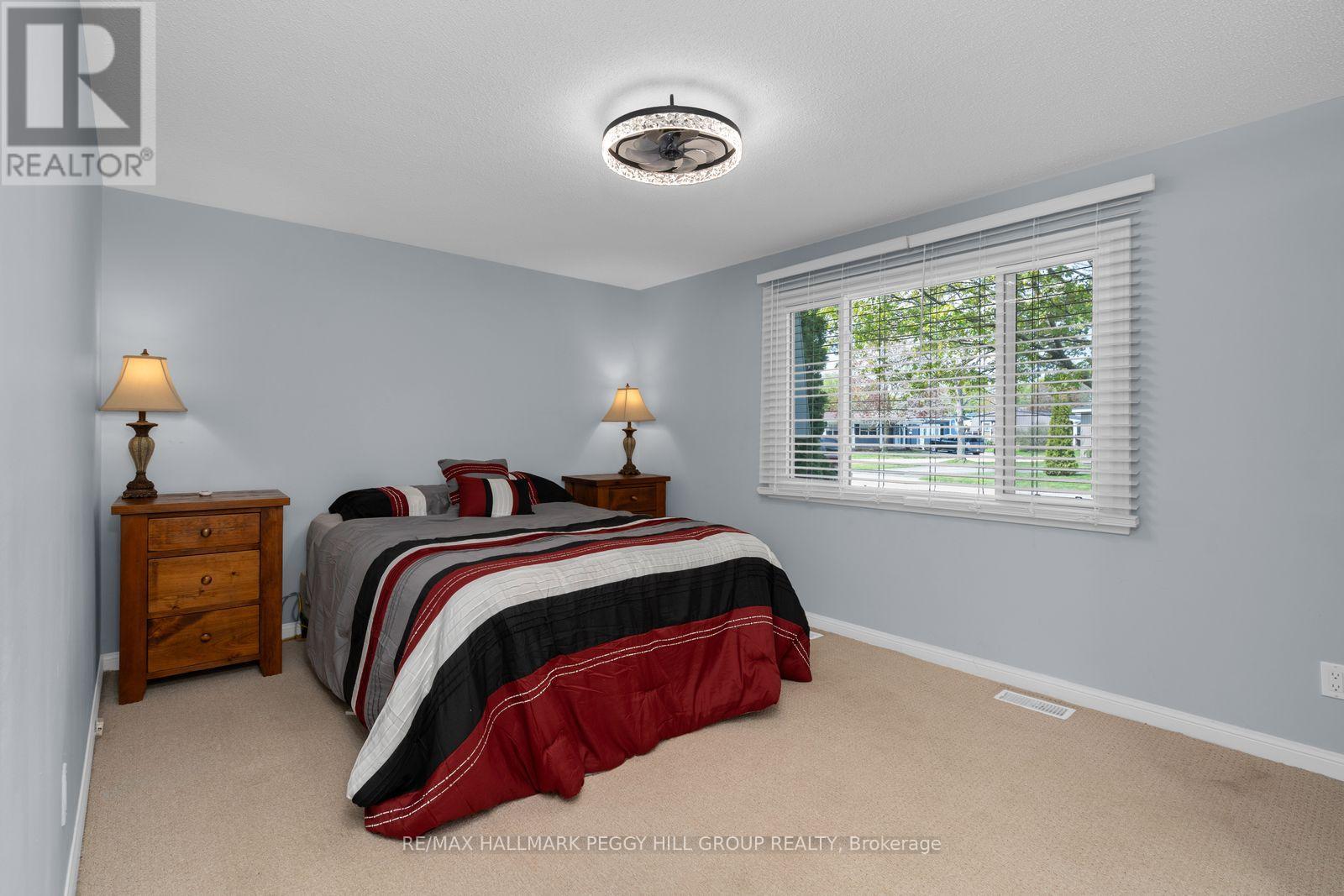 53 Corner Brook Trail, Innisfil, Ontario  L9S 1N6 - Photo 7 - N13703800