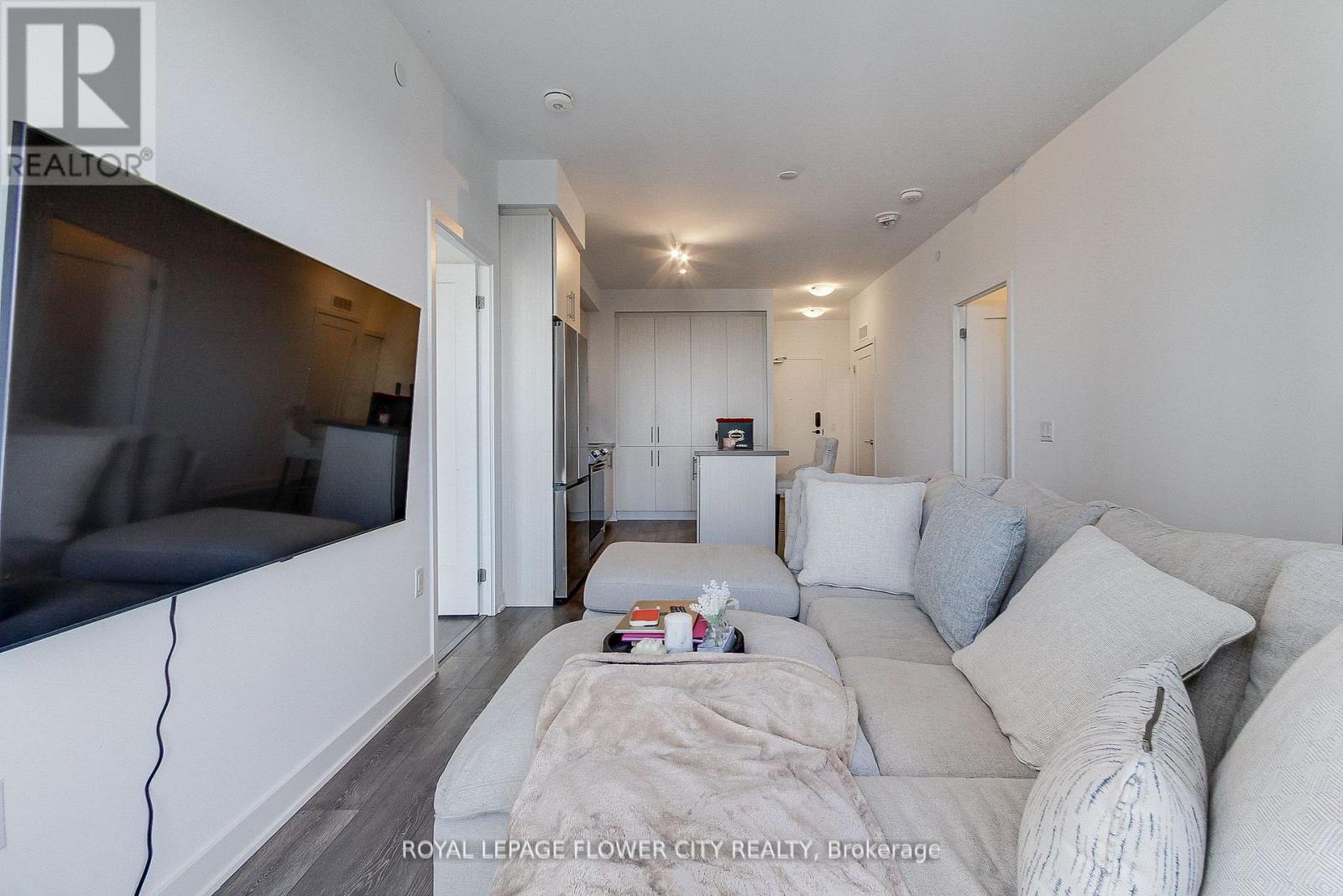 2305 - 95 Oneida Crescent, Richmond Hill, Ontario  L4B 0H5 - Photo 6 - N13703840