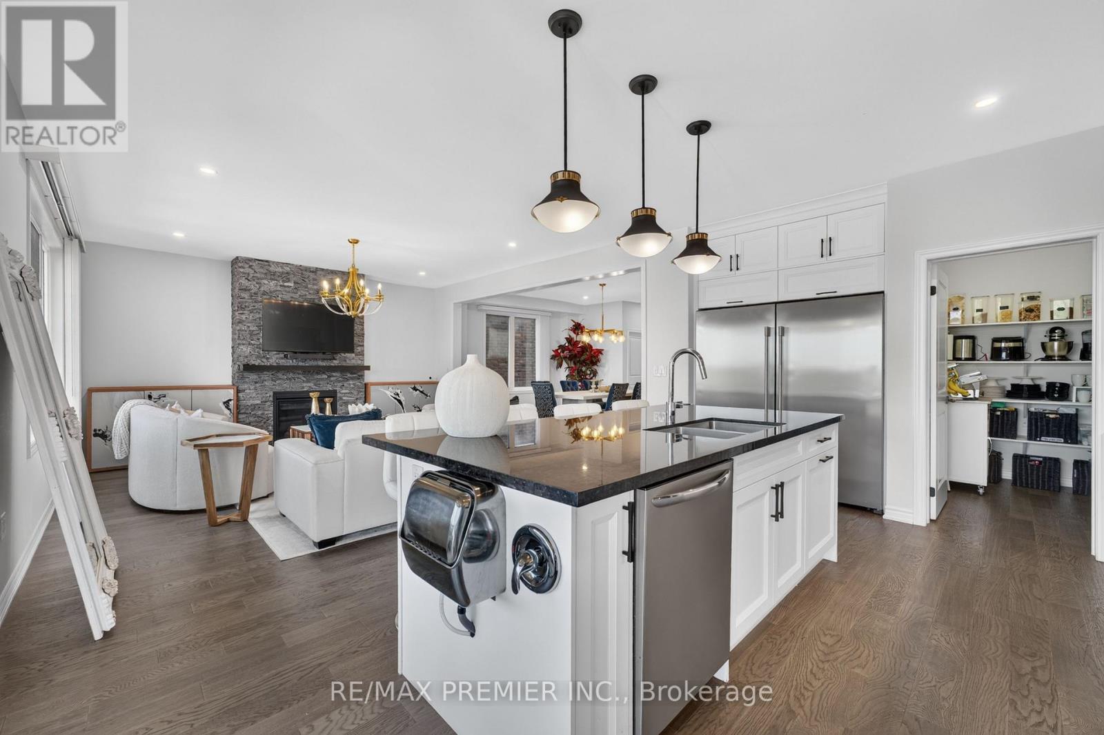 3020 Sierra Drive, Orillia, Ontario  L3V 8M7 - Photo 8 - S13703806
