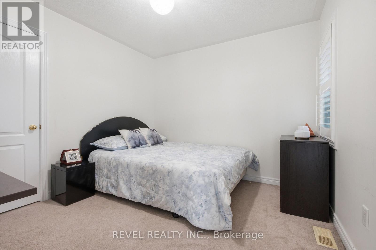 256 Giddings Crescent, Milton, Ontario  L9T 7A7 - Photo 16 - W13703786