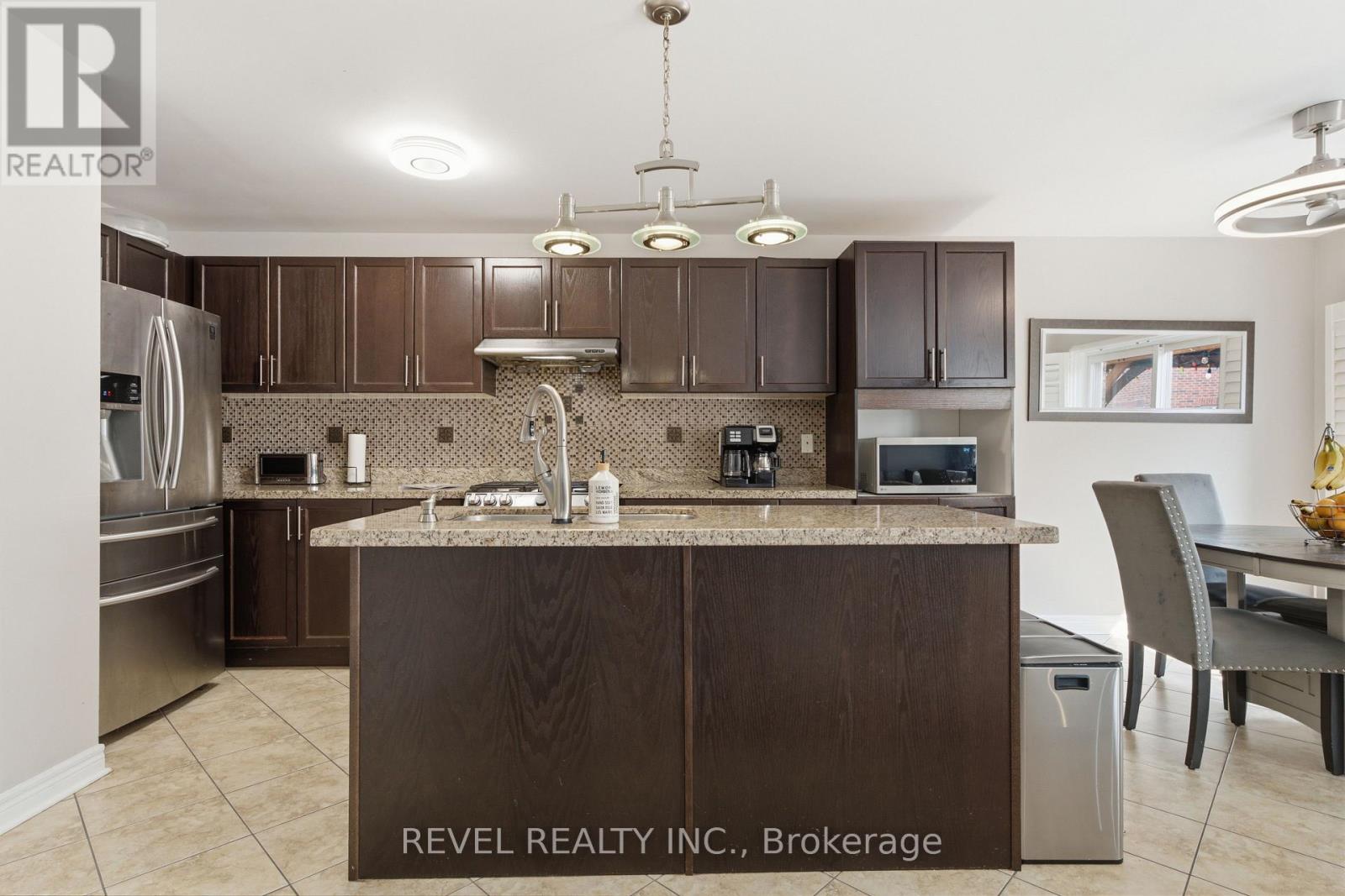 256 Giddings Crescent, Milton, Ontario  L9T 7A7 - Photo 7 - W13703786