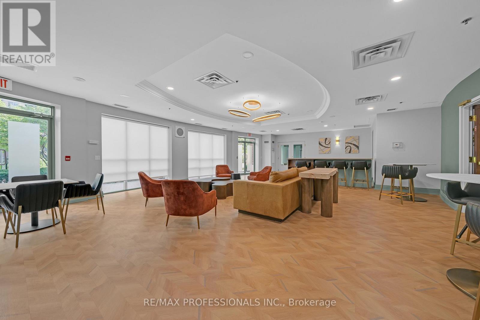 402 - 9 Michael Power Place, Toronto, Ontario  M9A 0A5 - Photo 15 - W13703836