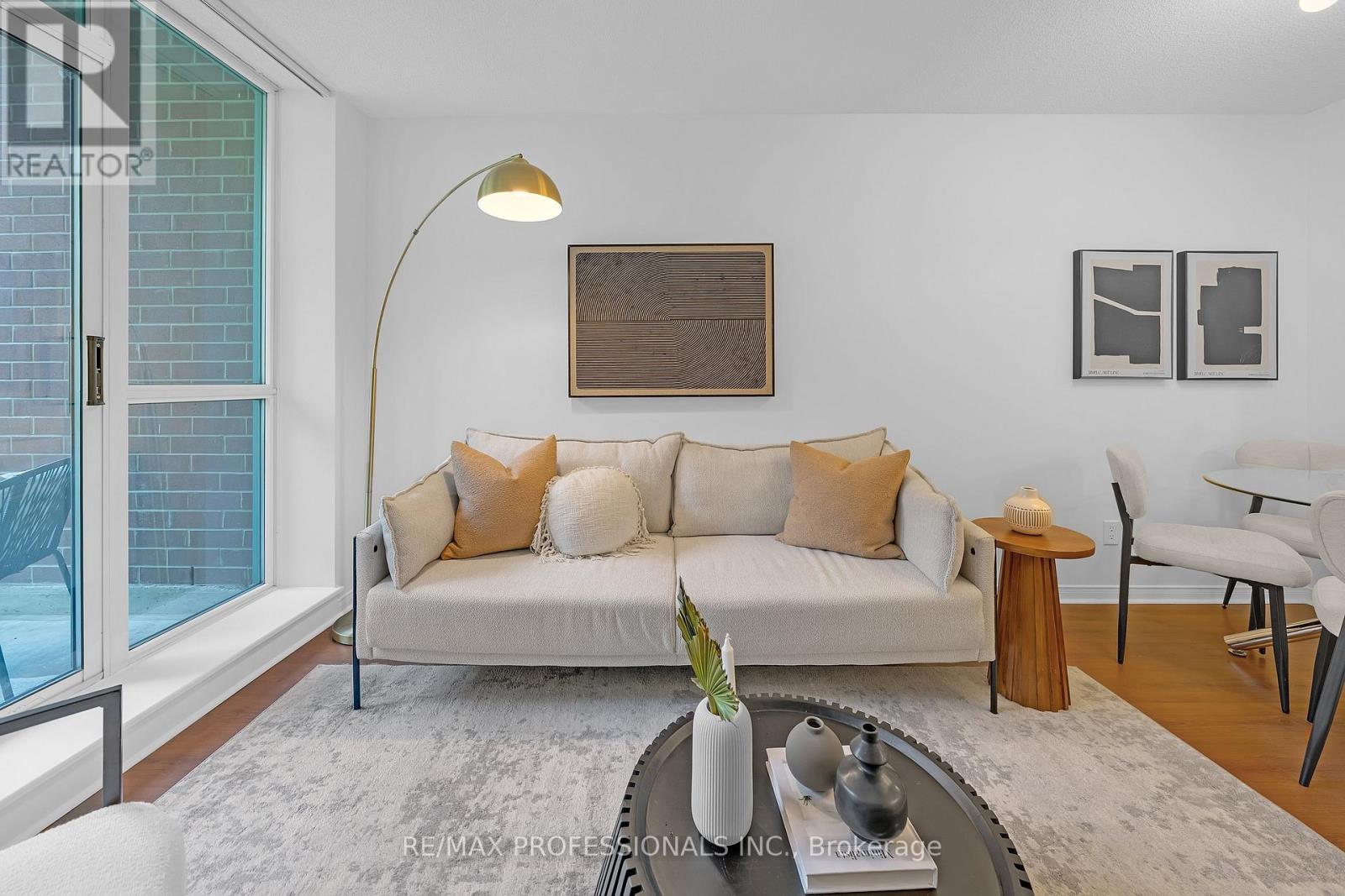 402 - 9 Michael Power Place, Toronto, Ontario  M9A 0A5 - Photo 21 - W13703836