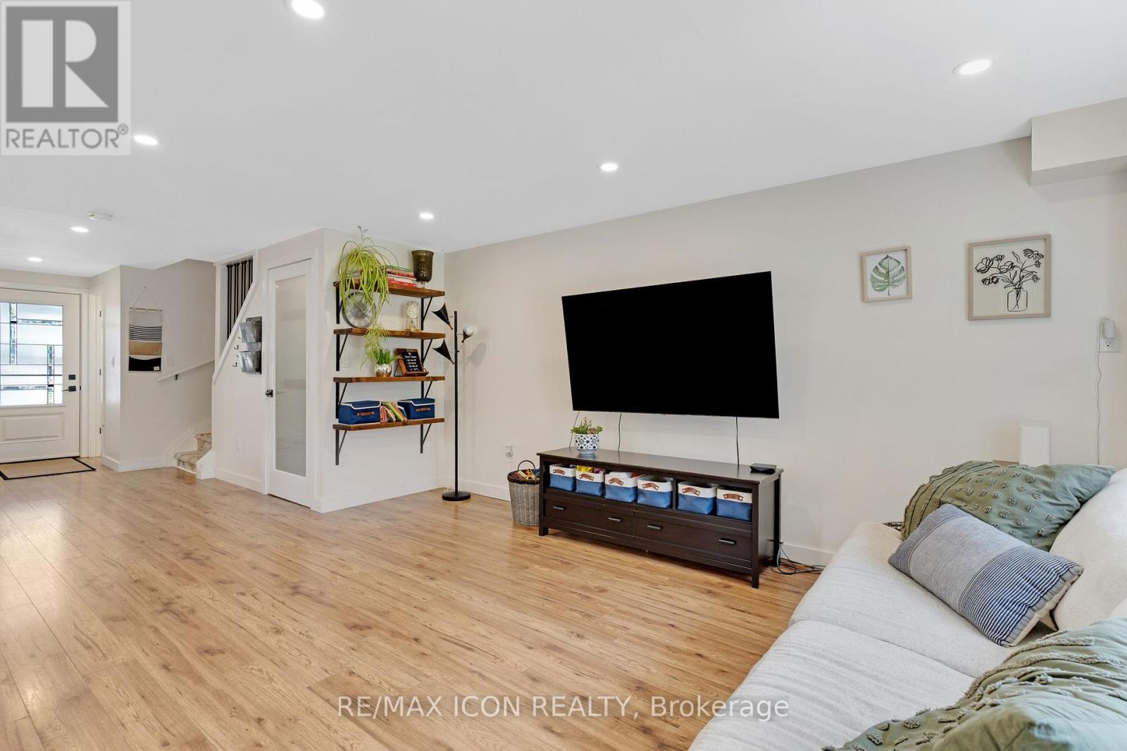 311 Misty Crescent, Kitchener, Ontario  N2B 3V4 - Photo 12 - X13702482