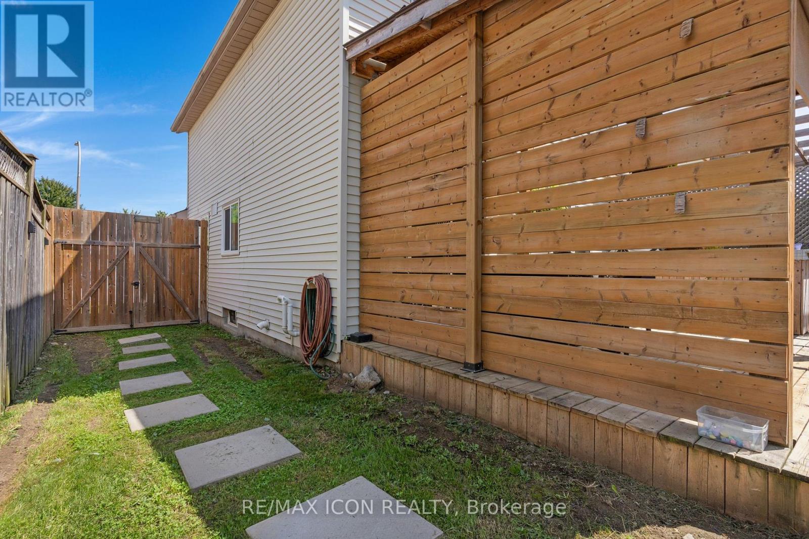 311 Misty Crescent, Kitchener, Ontario  N2B 3V4 - Photo 39 - X13702482