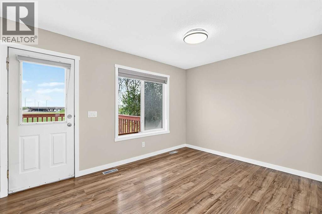 151 Applestone Park SE, Calgary, Alberta  T2A 7W2 - Photo 6 - A2331155