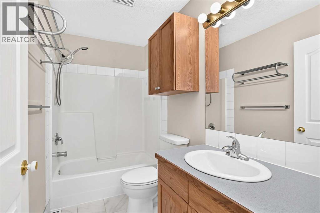 151 Applestone Park SE, Calgary, Alberta  T2A 7W2 - Photo 27 - A2331155