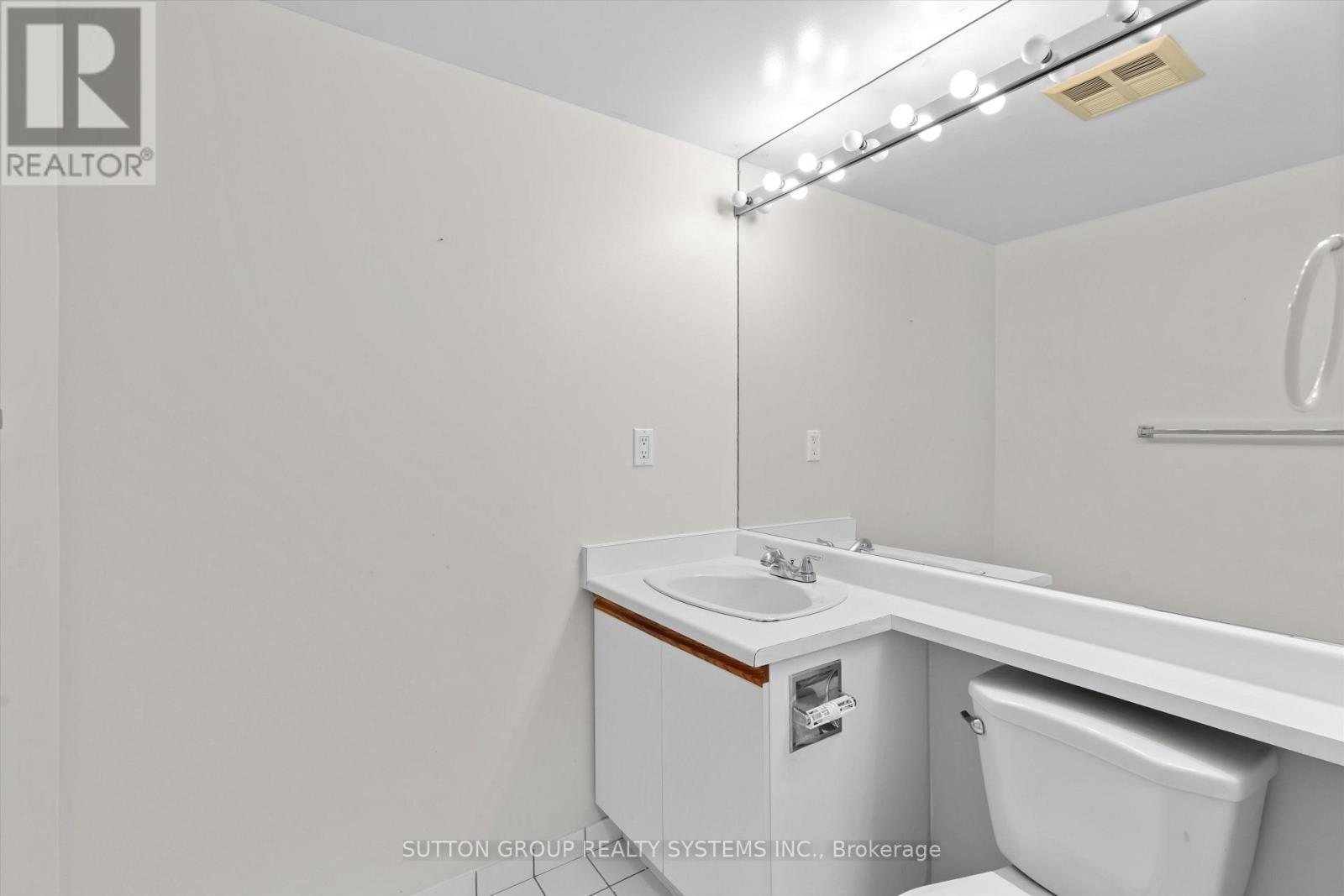 609 - 26 Hanover Road, Brampton, Ontario  L6S 4T2 - Photo 24 - W13697356